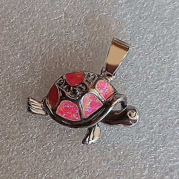 New -  Turtle Pink Fire Opal 925 Silver Pendant - Includes a Chain - Picture 1 of 5